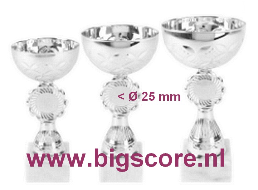 AK5930 1 t/m 3 Beker Zilver met Ø 25 mm afslag